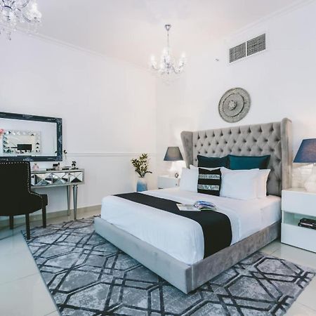 Pristine Apartment Sunrise View At 51St Dubai Exterior foto