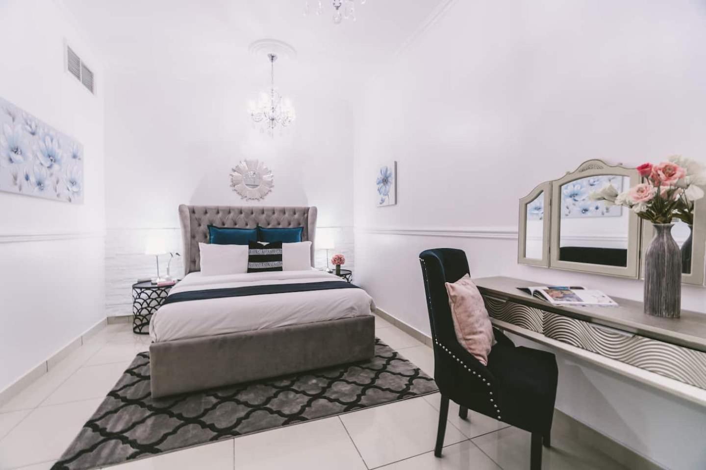 Pristine Apartment Sunrise View At 51St Dubai Exterior foto